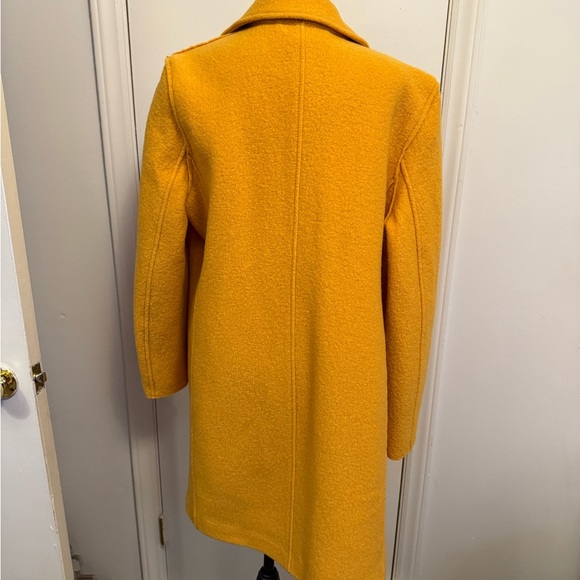 🛍️SOLD🛍️ Chic Mustard Yellow Coat - Picture 2 of 3